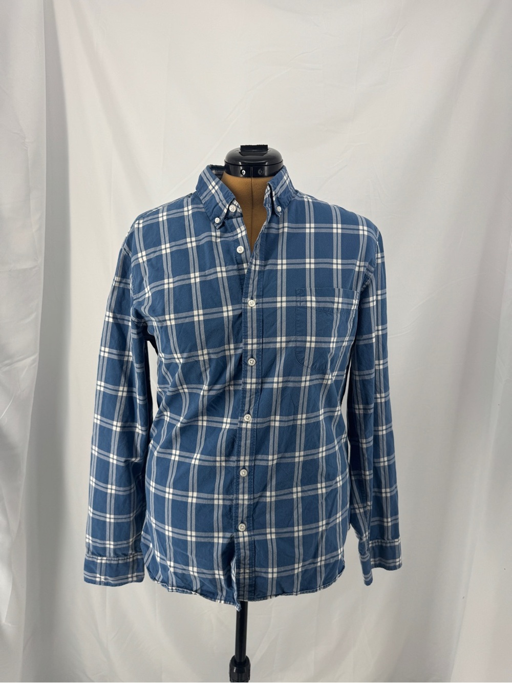 J. Crew Men's Navy and White Plaid Button-Down Shirt 0228